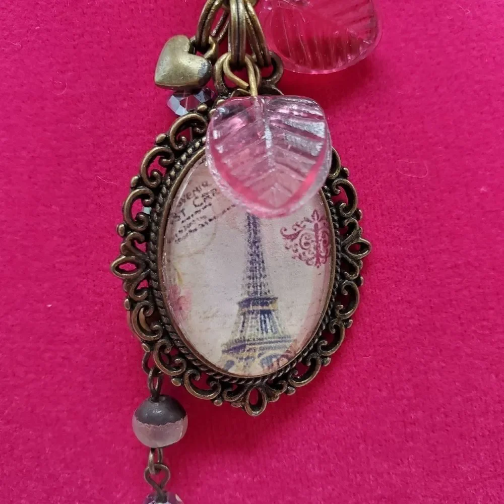 🔹️NWT Bronze Chain & Eiffel Tower, Charms, & Bead Pendant Necklace - Picture 6 of 10
